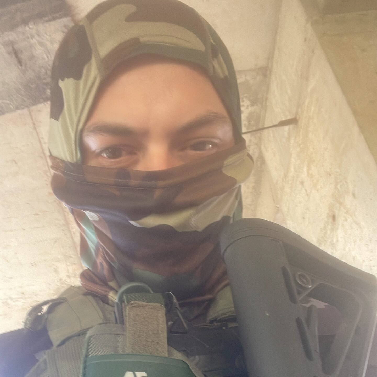 BA70BFE2-557D-46AA-93A6-D1EF0F181006